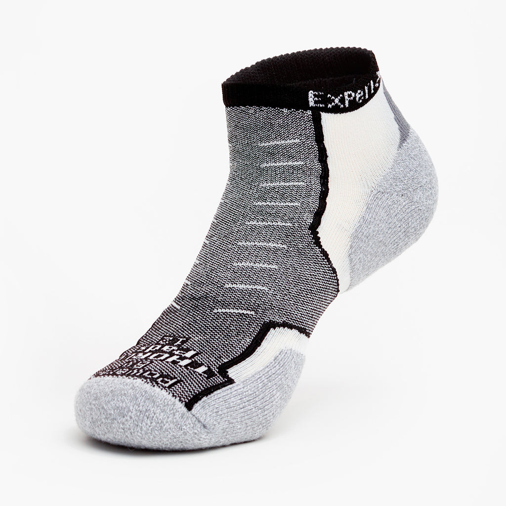 Thorlo Experia TECHFIT Light Cushion Low-Cut Fitness Socks (3 Pairs) | #color_black