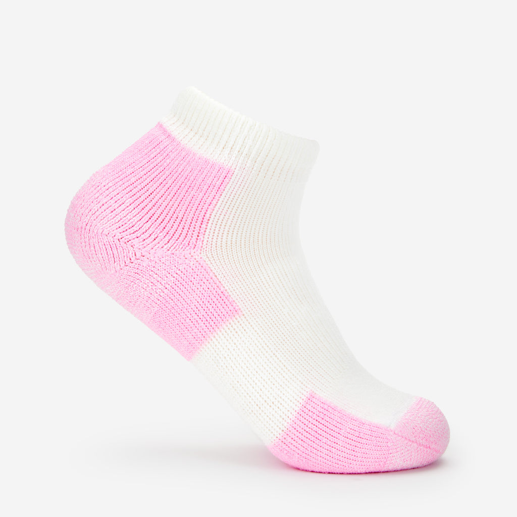 Thorlo Women's Maximum Cushion Ankle Walking Socks (3 Pairs) | #color_pink