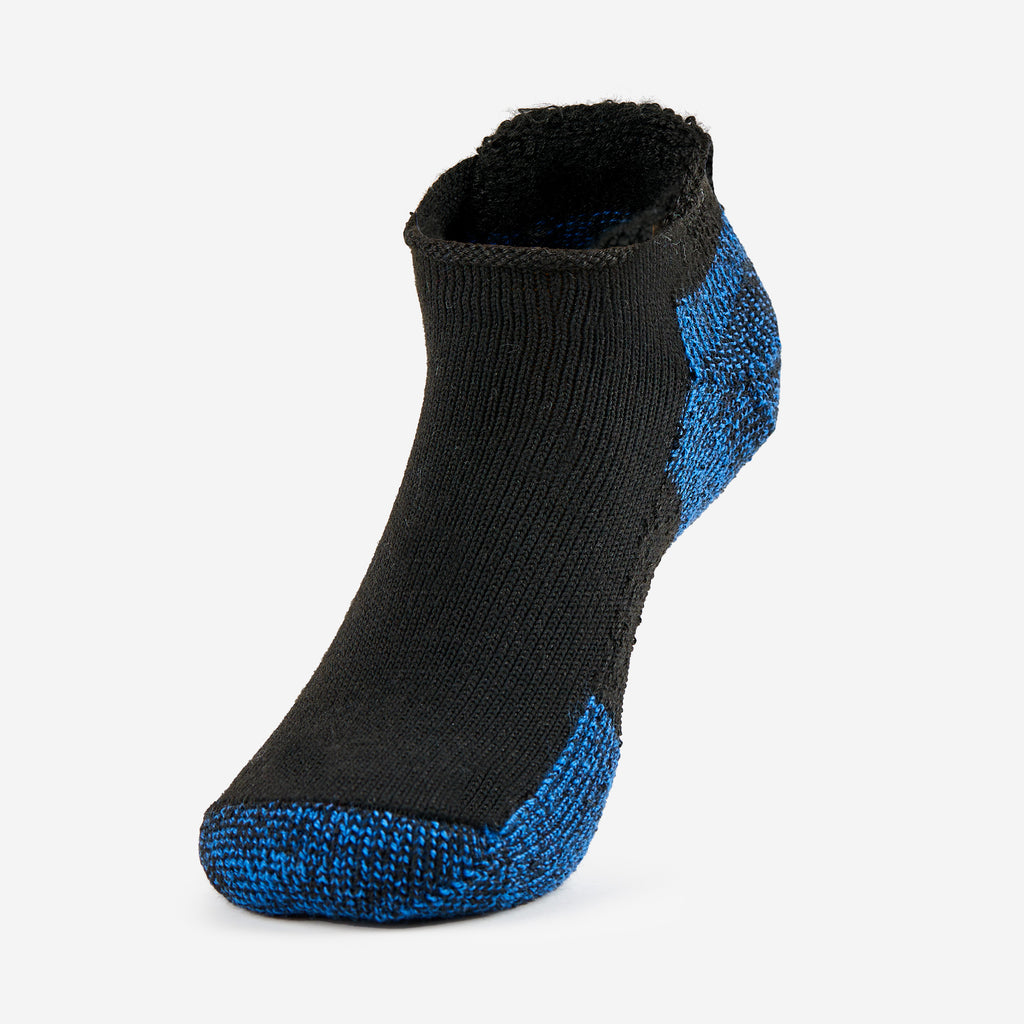 Thorlo Maximum Cushion Rolltop Running Socks | #color_black/blue