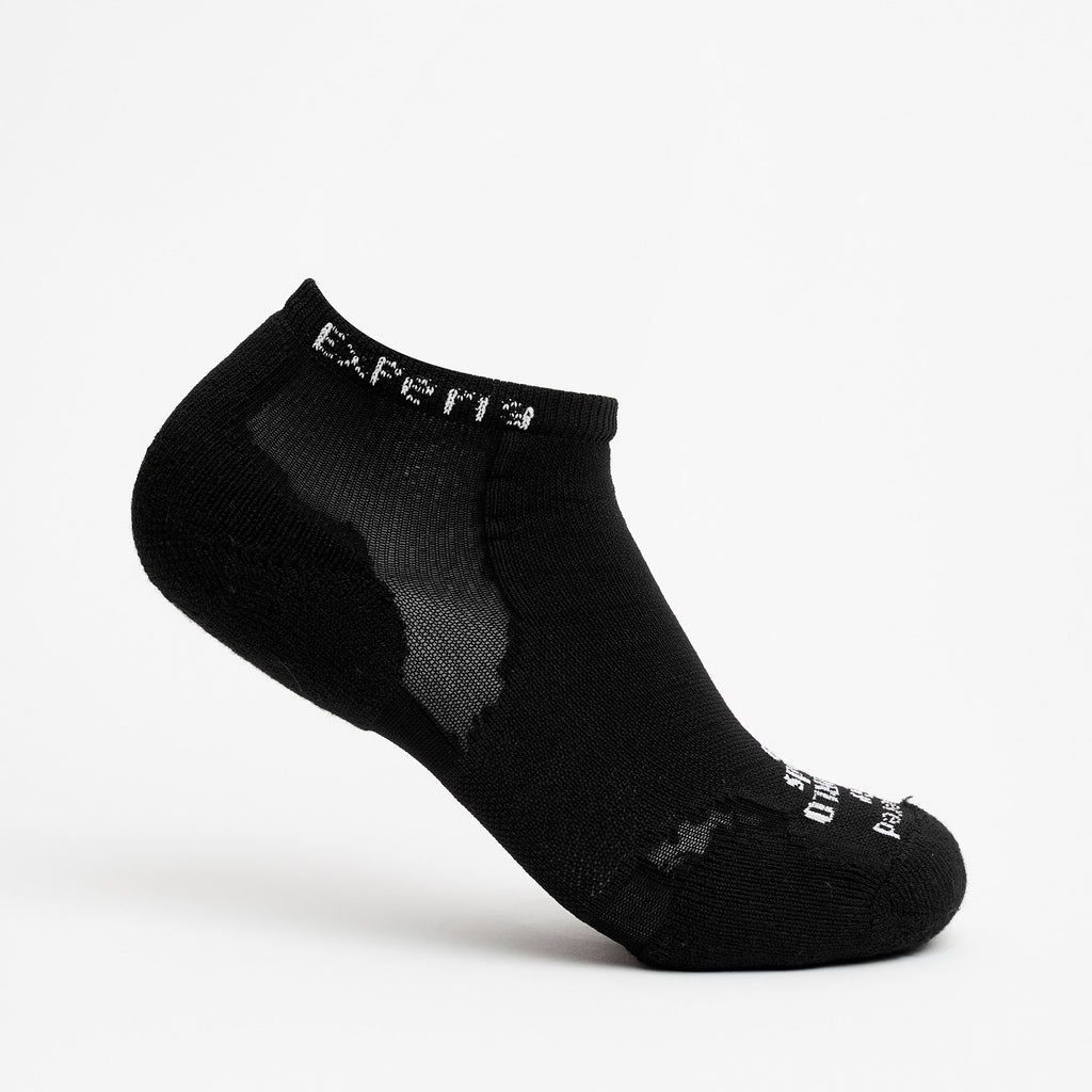 Thorlo Experia TECHFIT Light Cushion Low-Cut Fitness Socks (6 Pairs) | #color_black on black