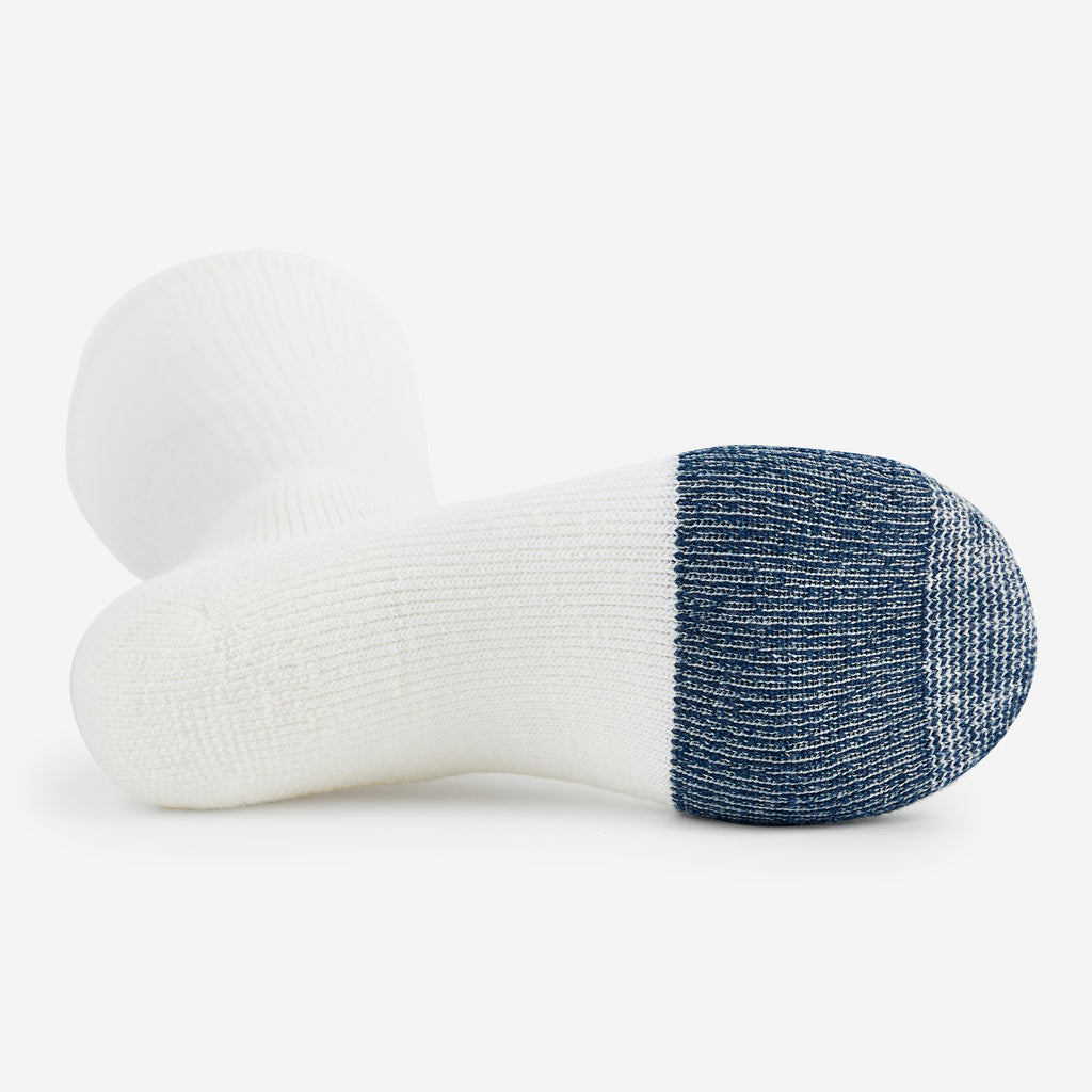 Thorlo Maximum Cushion Over-Calf Basketball Socks | #color_white