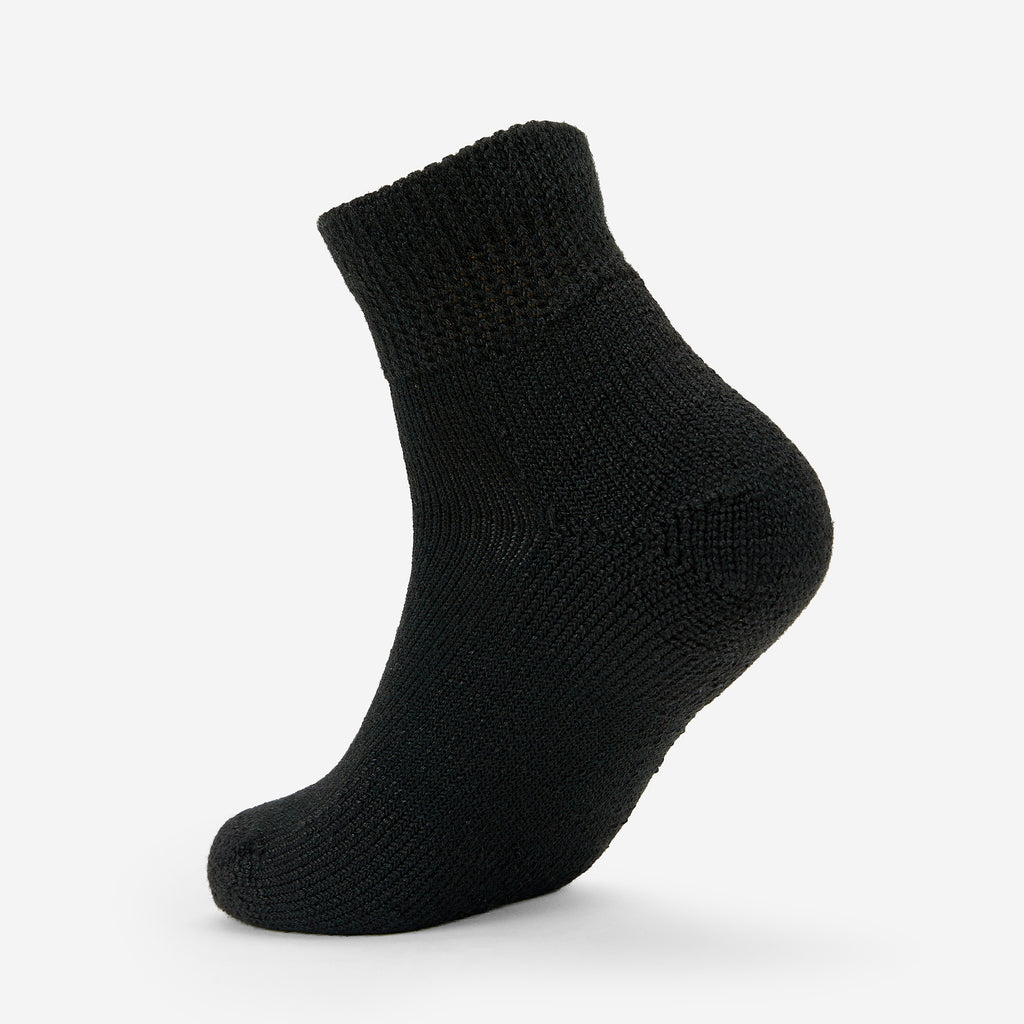 Thorlo Women's Moderate Cushion Ankle Diabetic Socks | #color_black