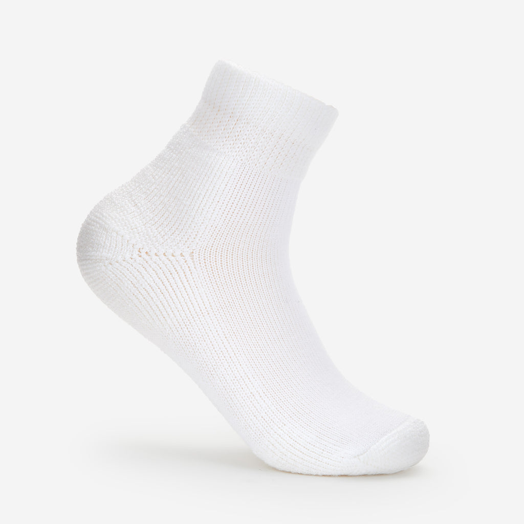 Thorlo Women's Moderate Cushion Ankle Diabetic Socks | #color_white
