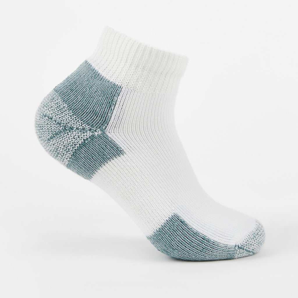 Thorlo Maximum Cushion Ankle Running Socks | #color_White/Grey