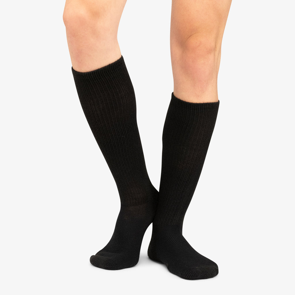 Thorlo Moderate Cushion Over-Calf Anti-Fatigue Military Socks | #color_black