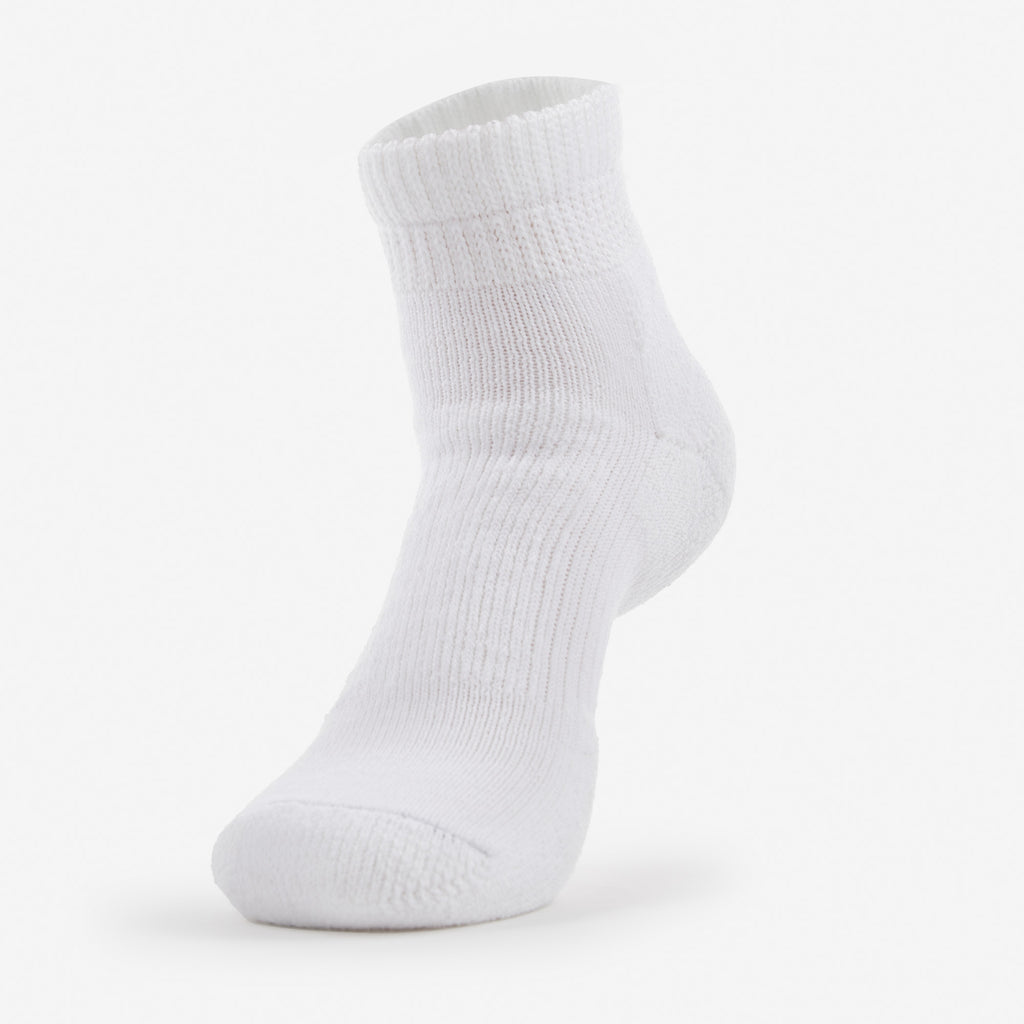 Thorlo Moderate Cushion Ankle Walking Socks | #color_white