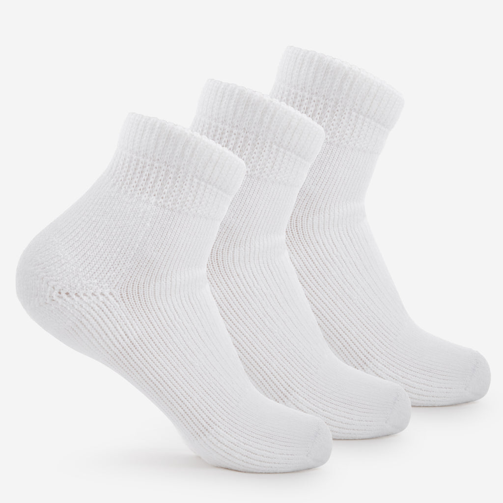 Thorlo Moderate Cushion Ankle Walking Socks (3 Pairs) | #color_white