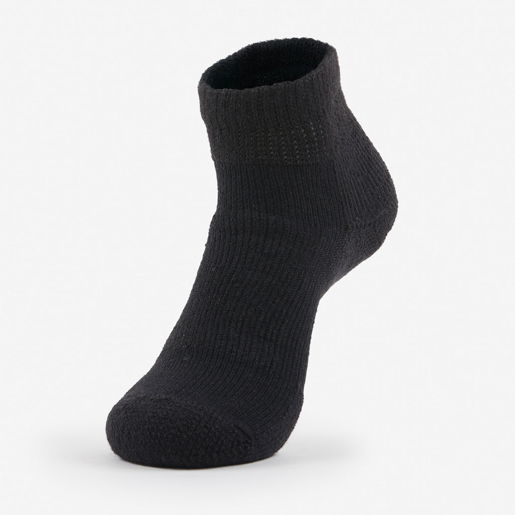Thorlo Moderate Cushion Ankle Walking Socks (3 Pairs) | #color_black