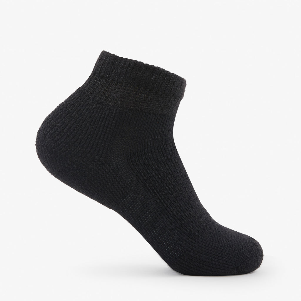 Thorlo Moderate Cushion Ankle Walking Socks (3 Pairs) | #color_black